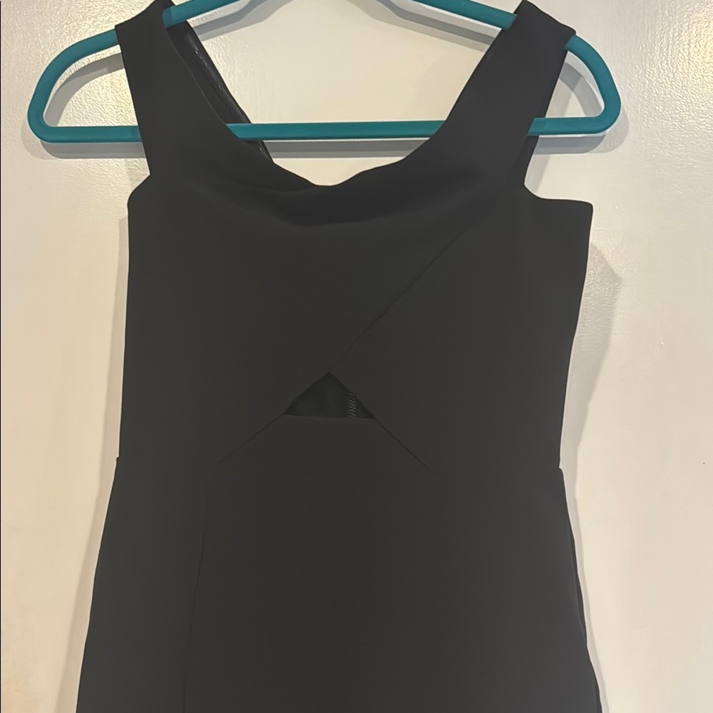 Elegant Black Sleeveless Dress